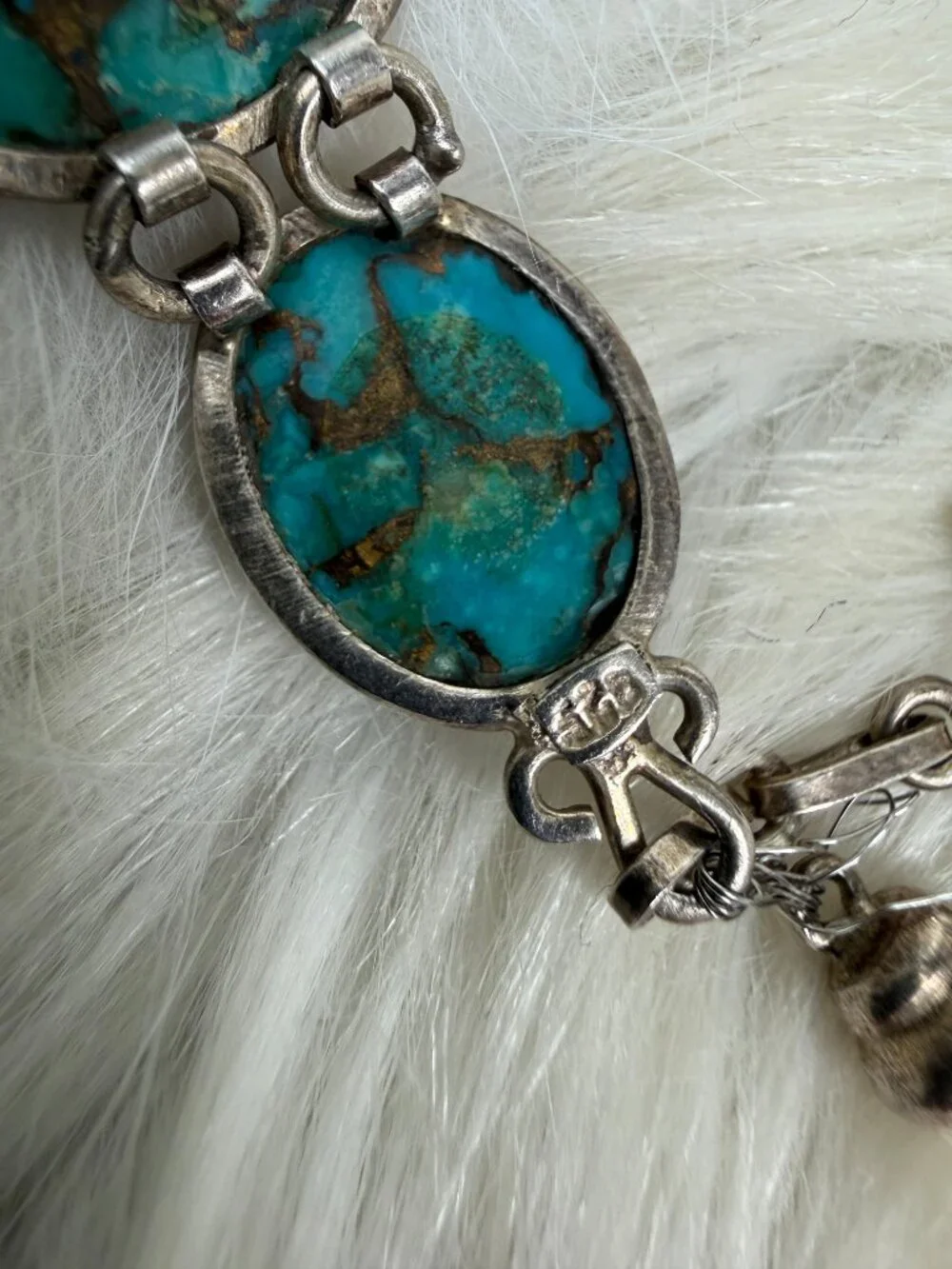 Sterling Silver & Oval Turquoise Stone Link Bracelet Toggle & Magnetic Clasp